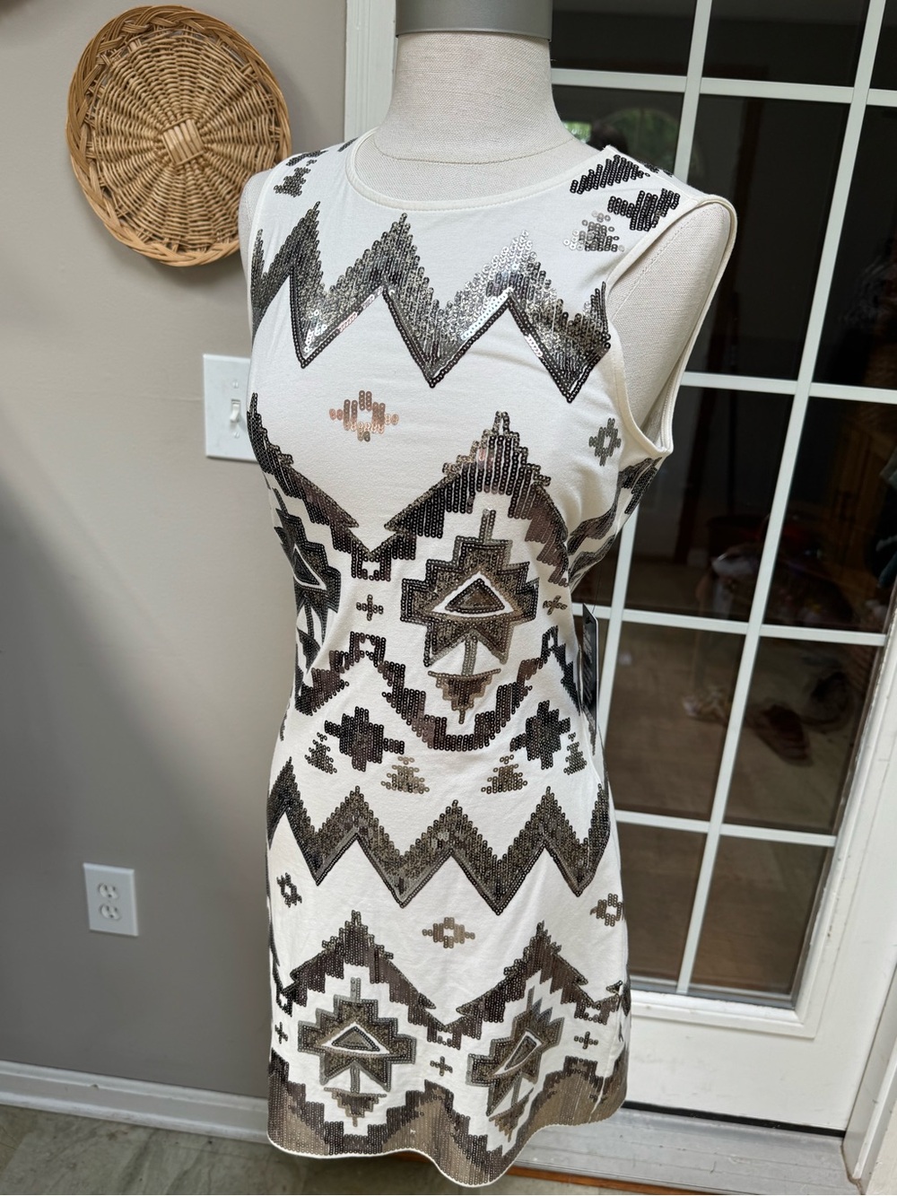 NWT Express Sequin Southwestern Aztec Shift Dress Ivory Metallic Bronze Small